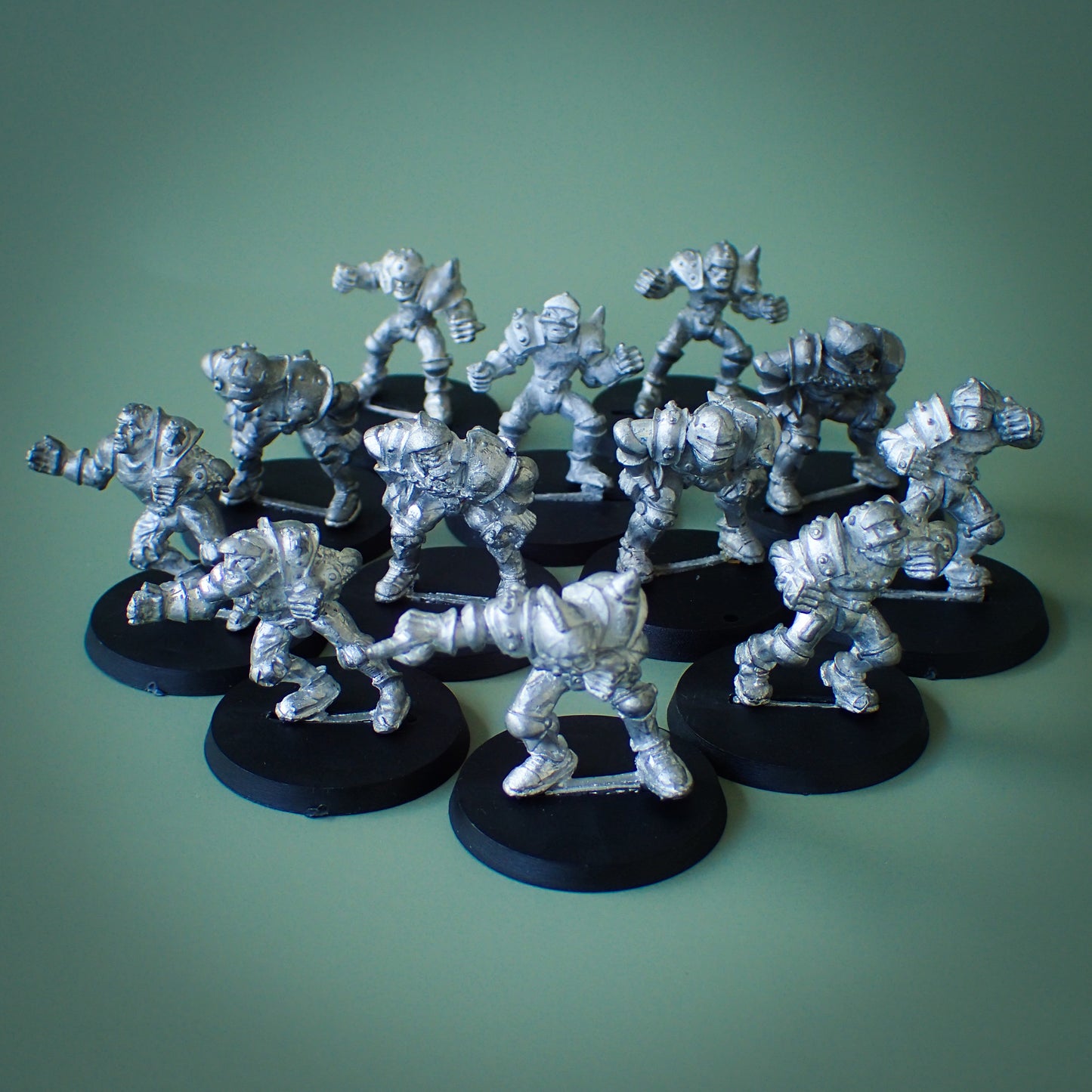 2nd Ed Human Team (12 miniatures)